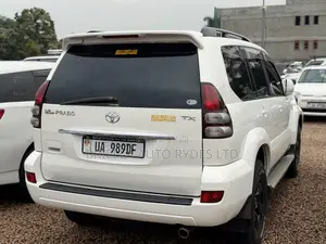 Toyota Land Cruiser Prado 2009 White