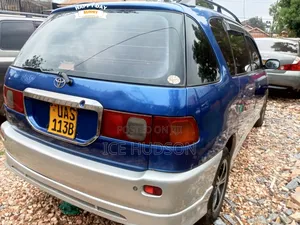 Toyota Ipsum 1999 Blue