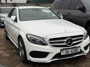 Mercedes-Benz C200 2017 White