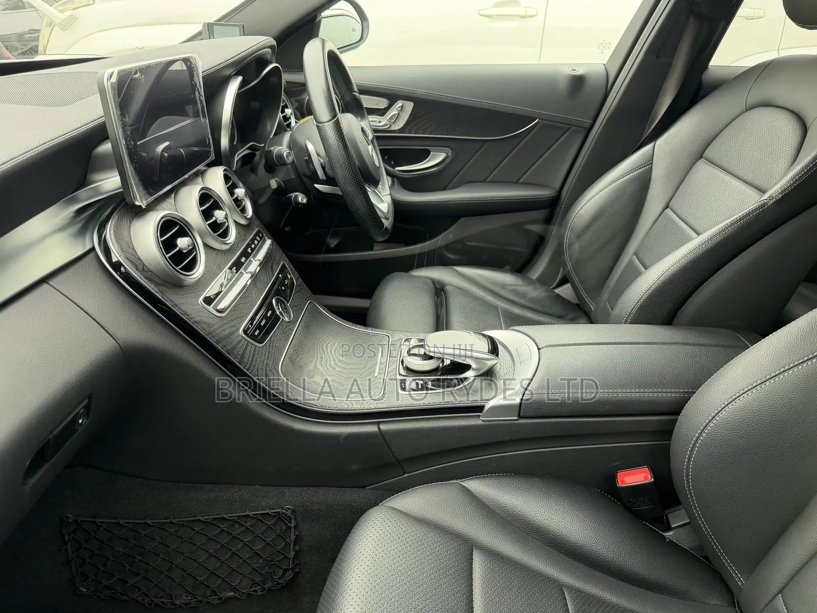 Mercedes-Benz C200 2017 White