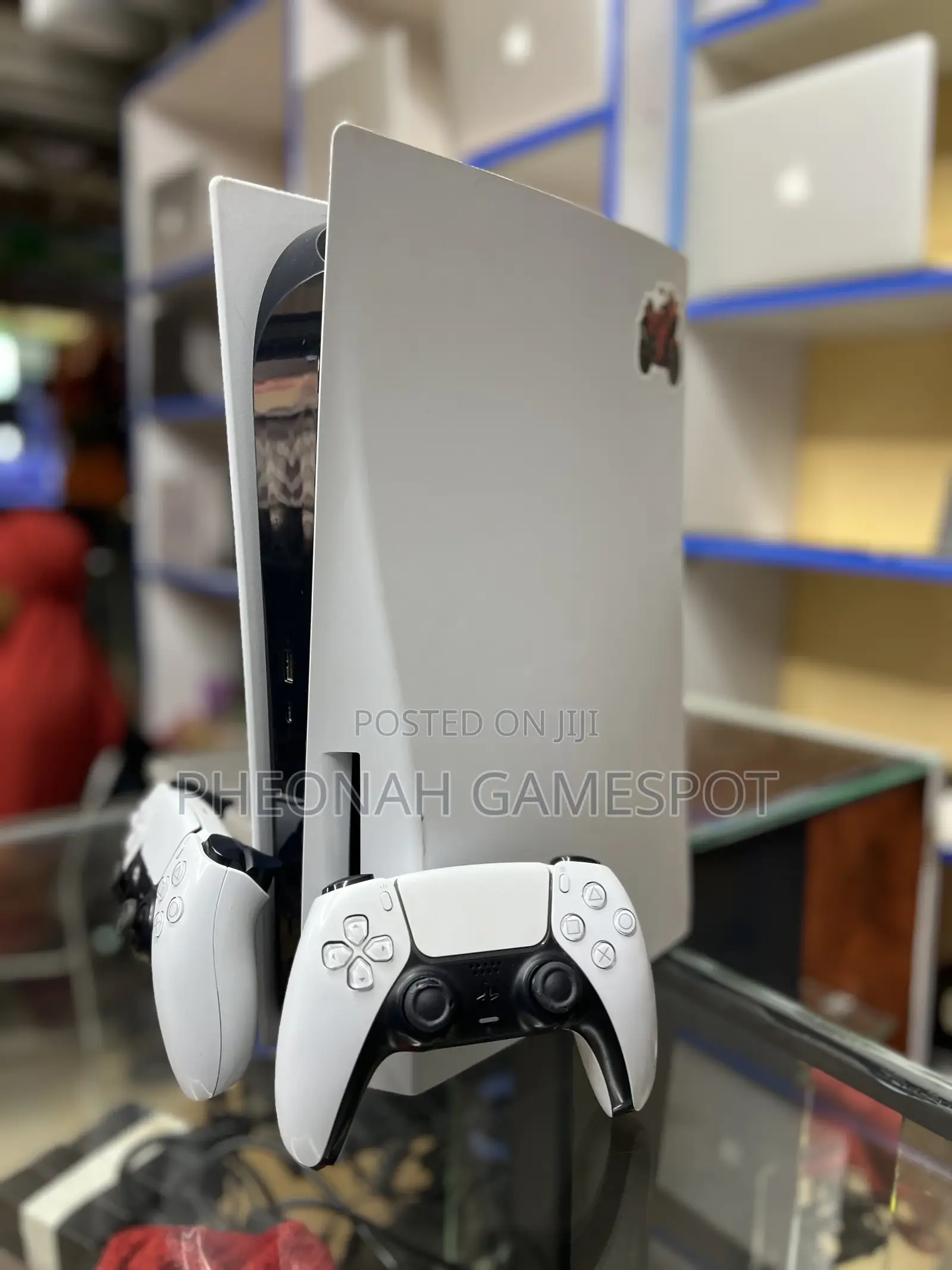 Ps5 Sharp Piece With 2 Pads and 4 Games Installed Come Today