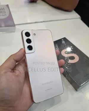Samsung Galaxy S22+ 5G 128 GB Rose Gold