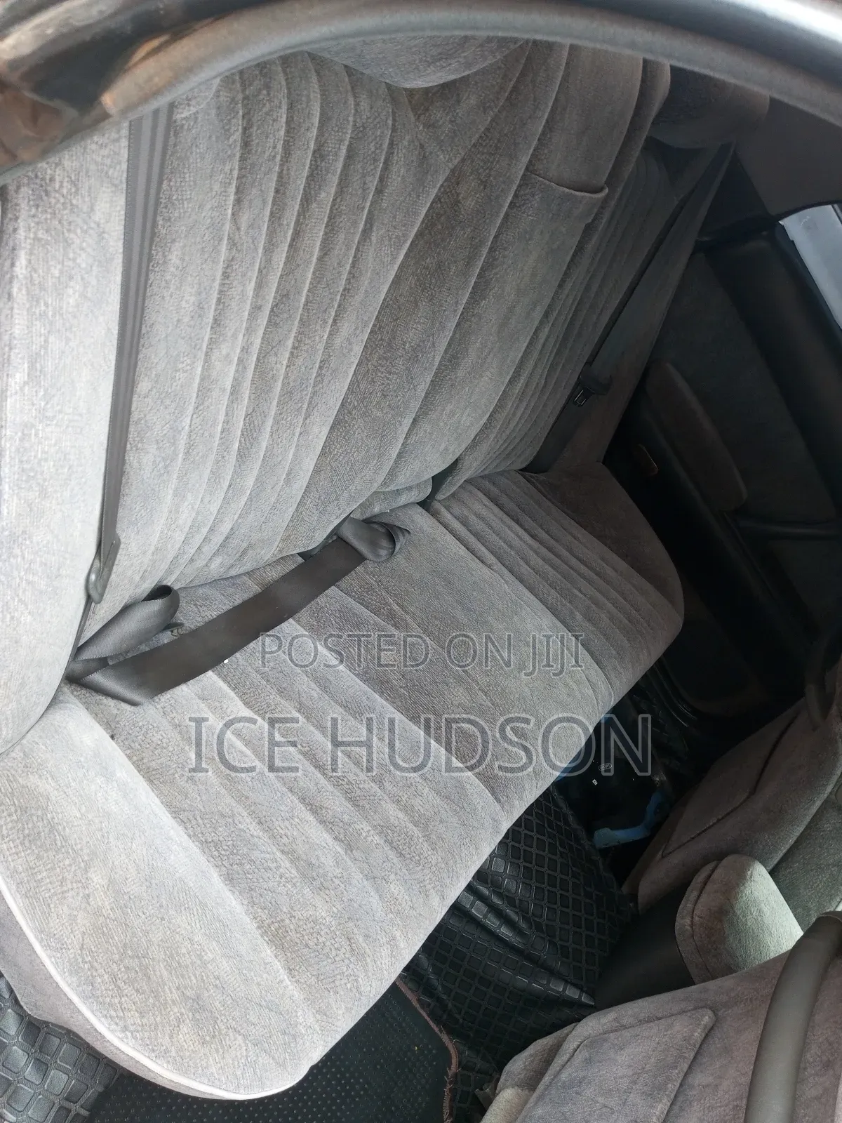 Toyota Crown Majesta 1998 Blue