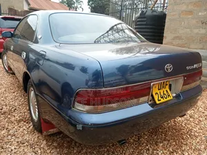 Toyota Crown Majesta 1998 Blue