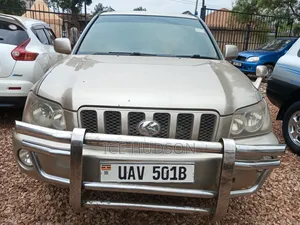 Toyota Kluger 2004 Gold