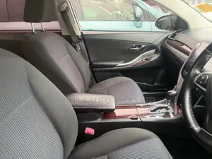 Toyota Premio 2016 White