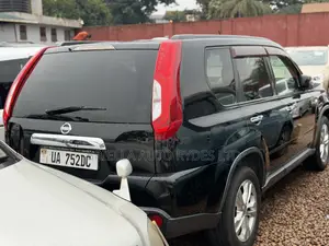 Nissan X-Trail 2010 Black