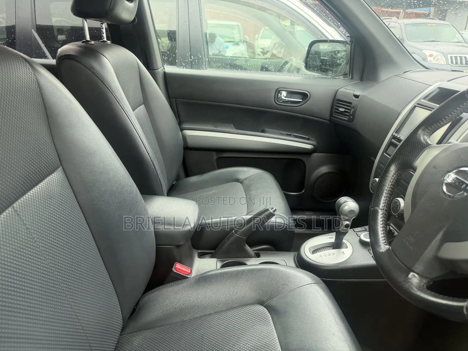 Nissan X-Trail 2010 Black
