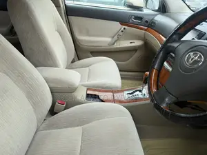 Toyota Premio 2006 Gold