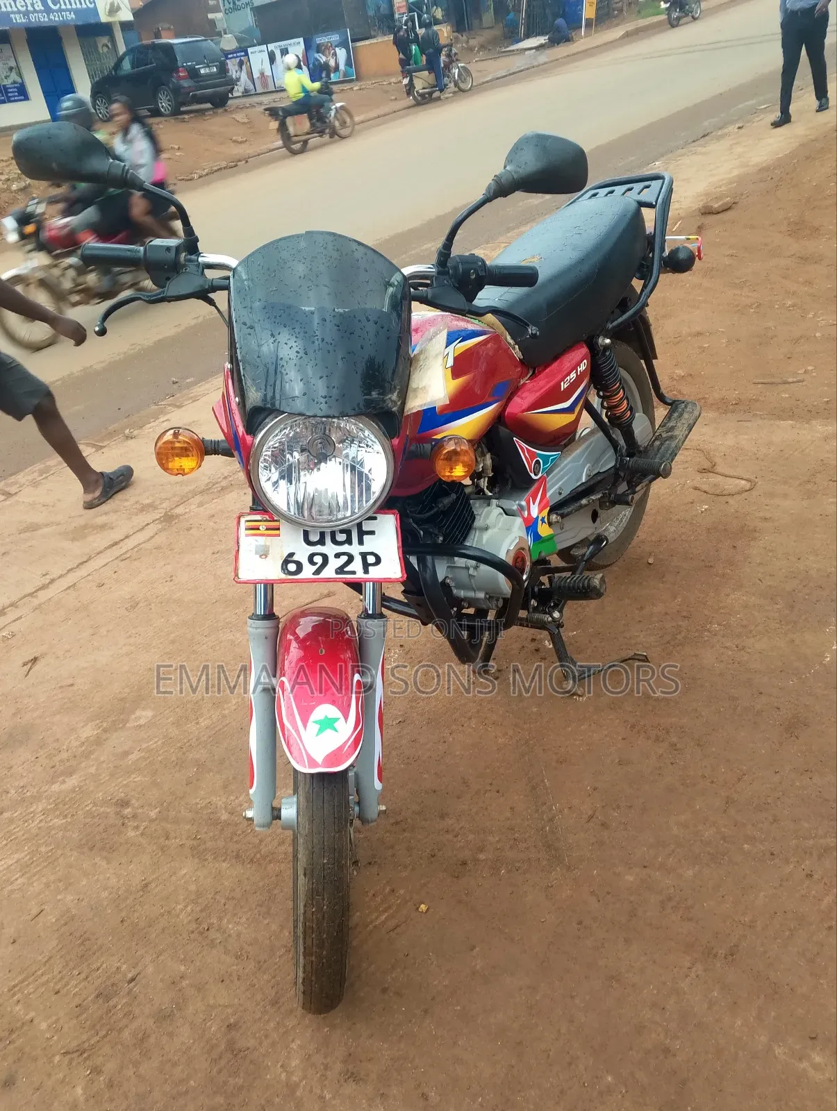 Bajaj Boxer 125 2024 Red