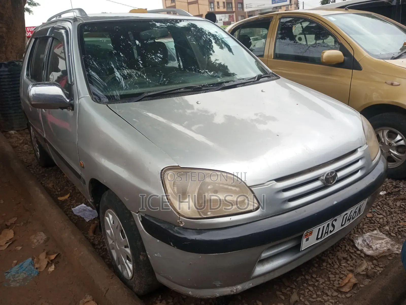 Toyota Raum 2002 Gray