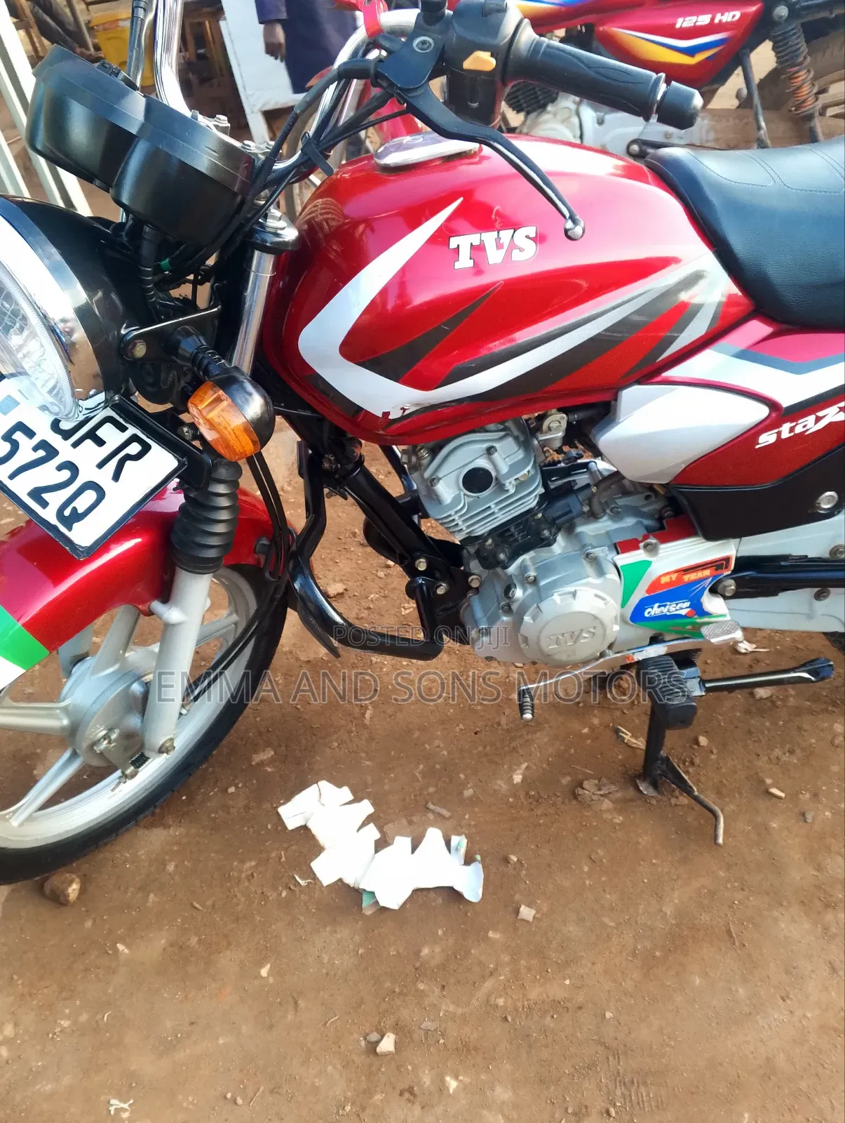 TVS HLX 125 2023 Red
