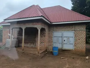 Land for Sale in Luwero Kakooge