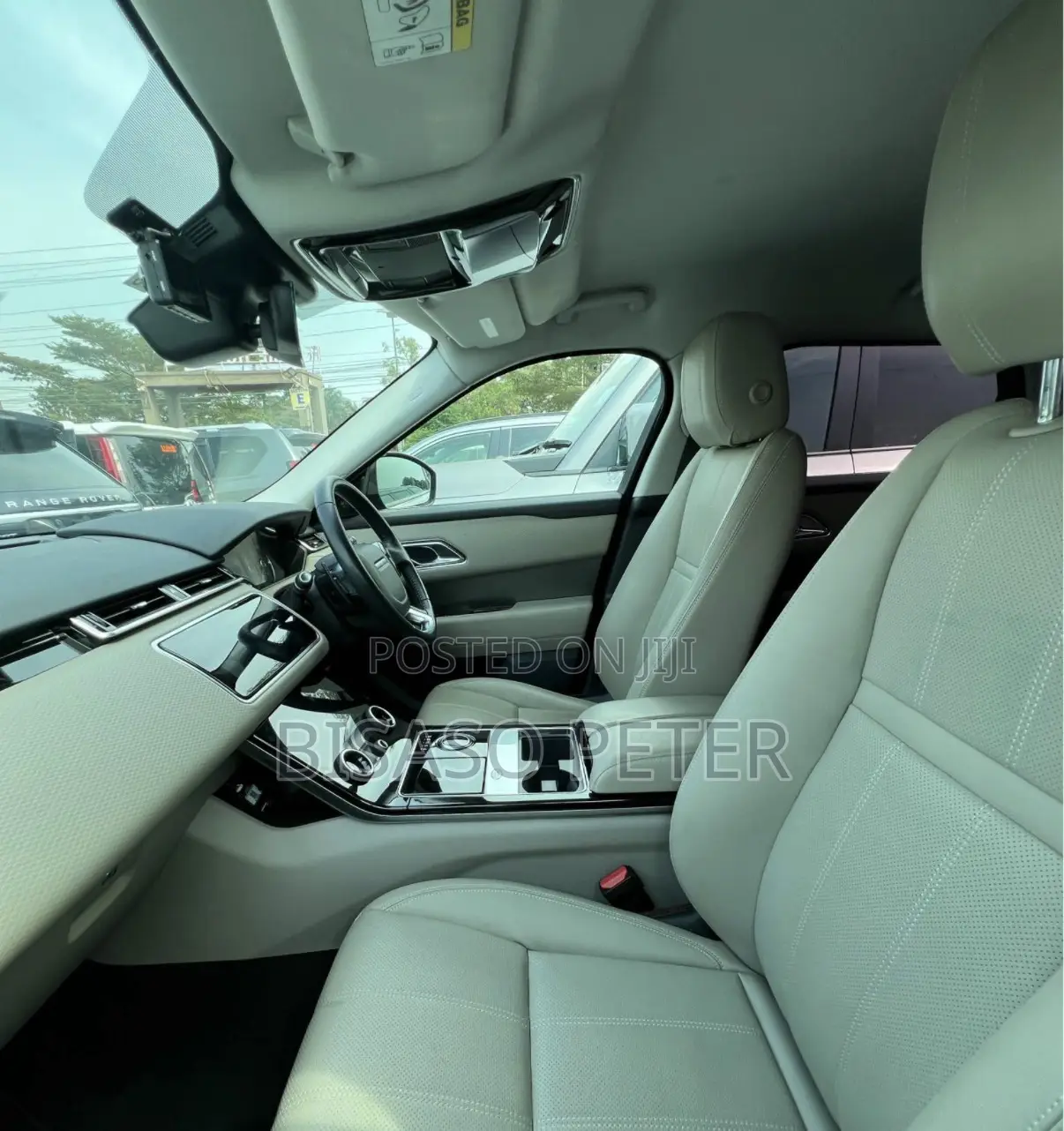 Land Rover Range Rover Velar P250 Base 4x4 2018 Gray