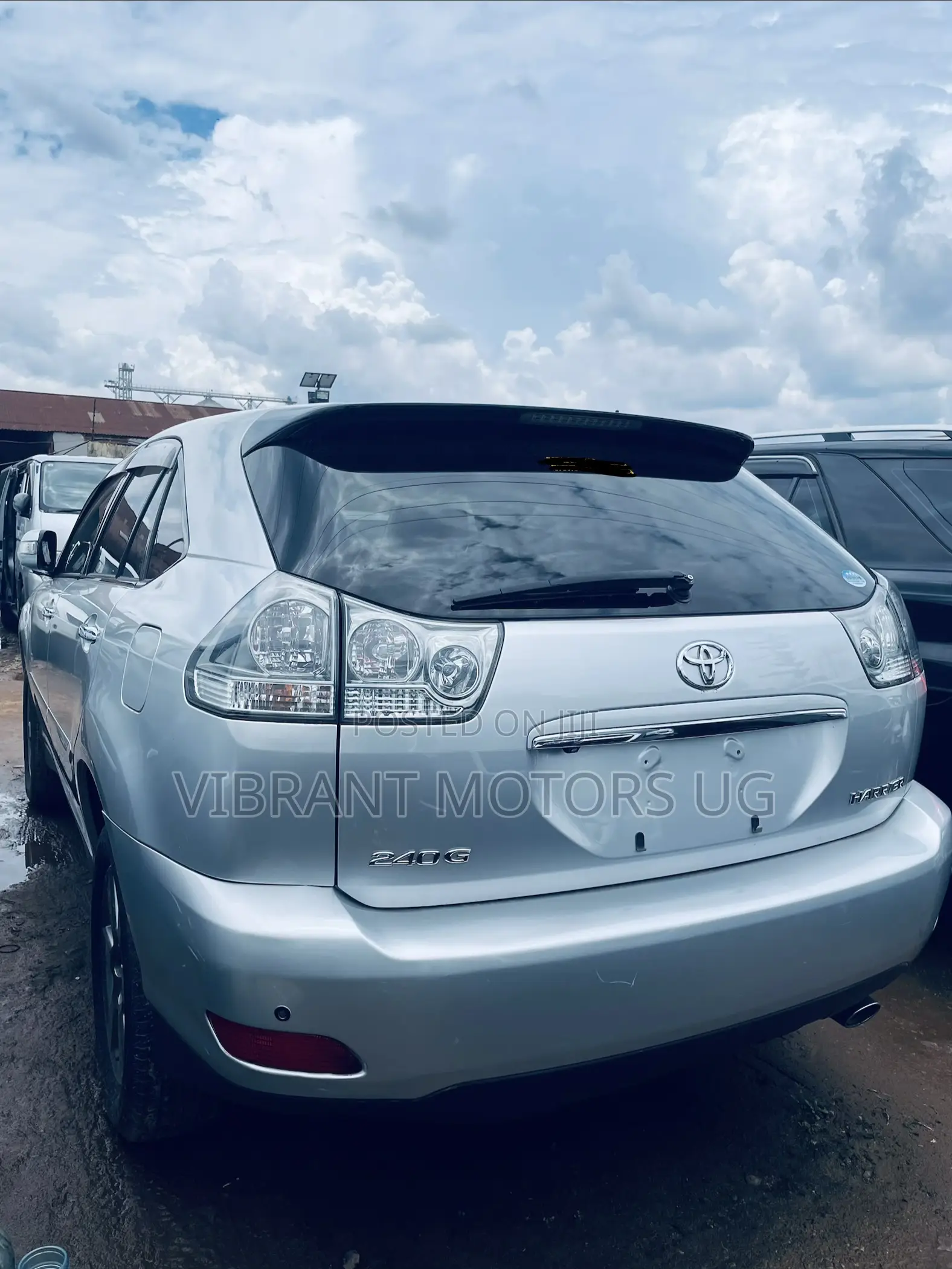 Toyota Harrier 2012 Silver