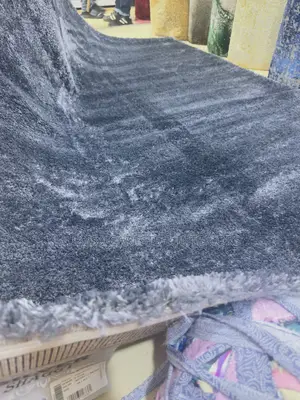 Soft Fluffy Wool Rug – Modern Interior Style