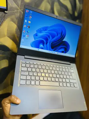 Laptop Lenovo IdeaPad U410 4GB Intel Celeron HDD 500GB