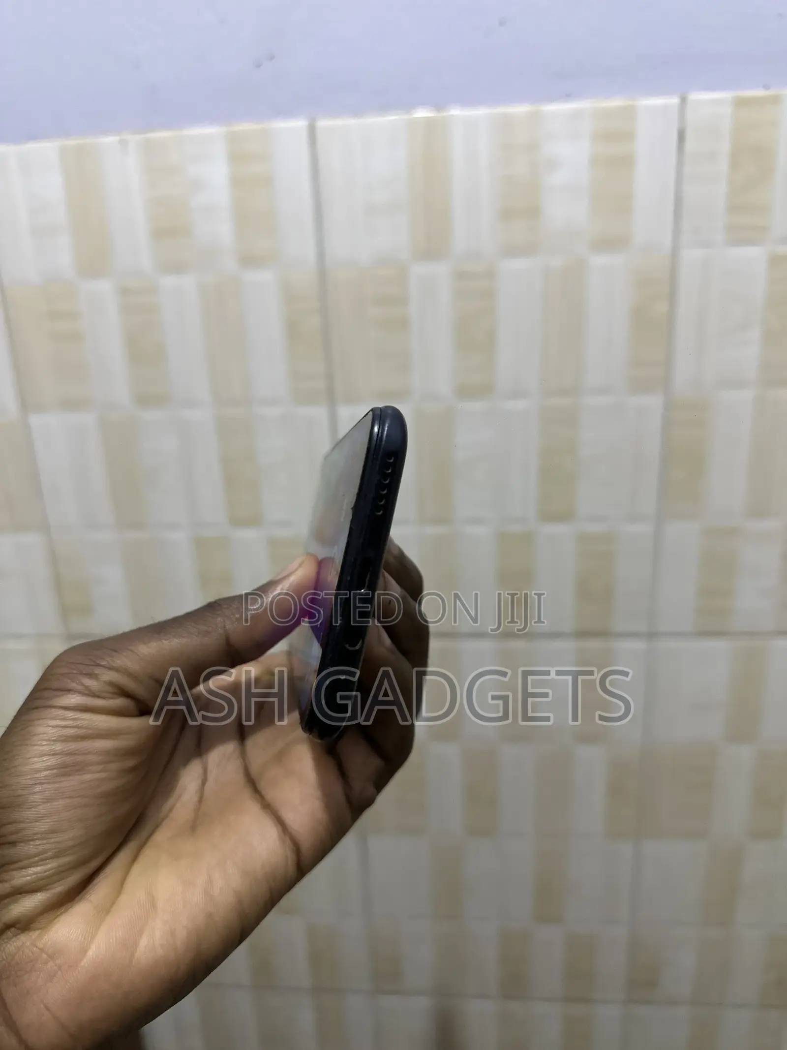 Infinix Hot 10 128 GB Blue