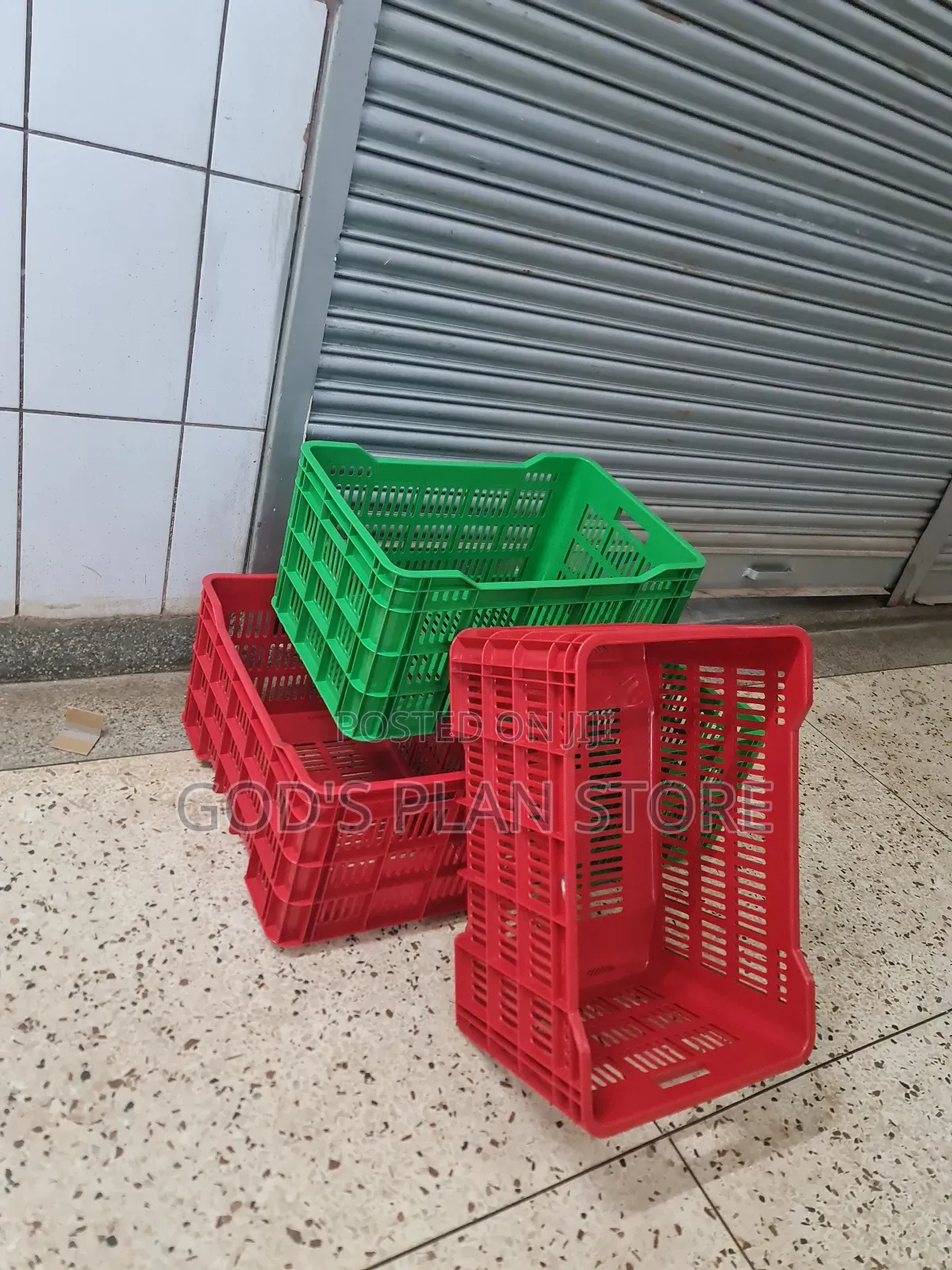 Selective Plastic Crates Selective Plastic Crates