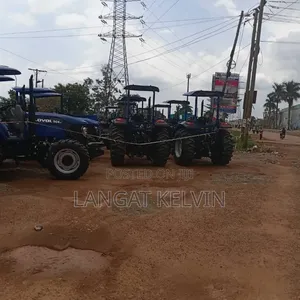 90hp Farm Tractor With Plough for Sale