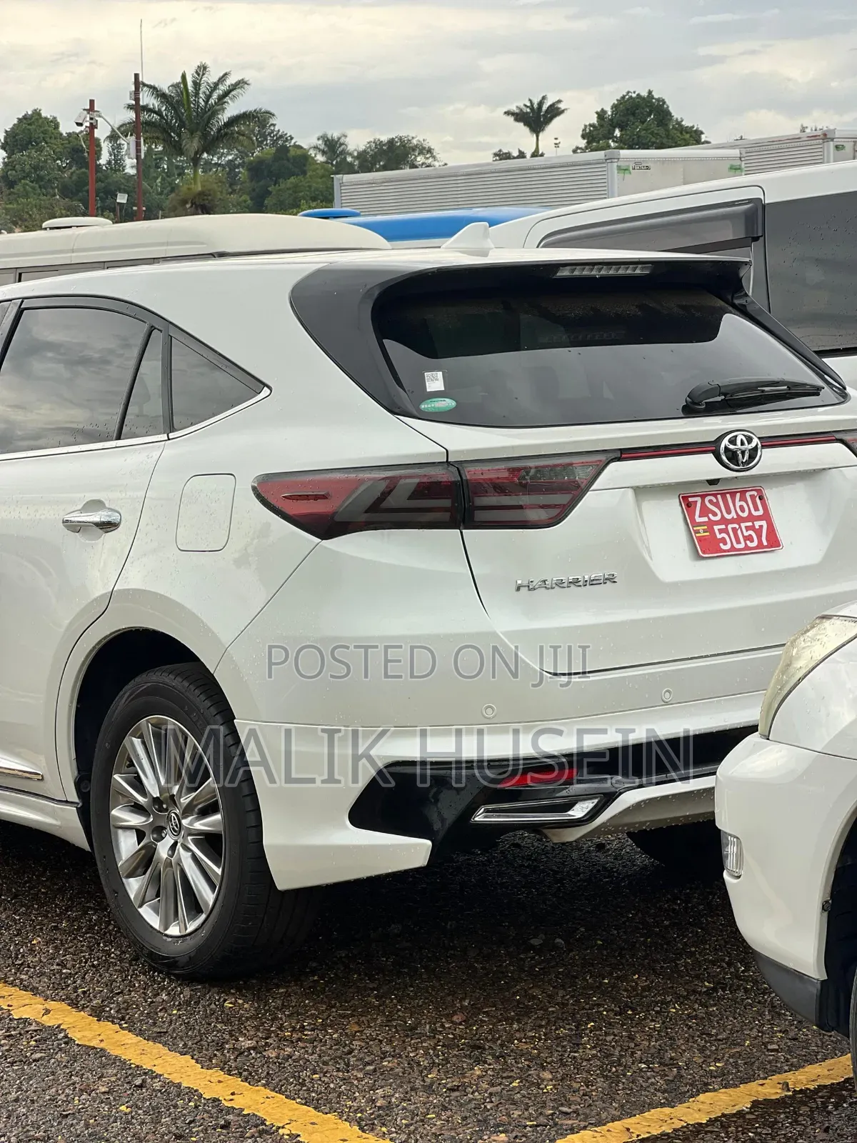 Toyota Harrier 2.0 2017 Beige