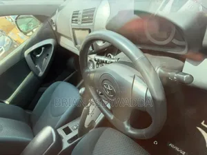 Toyota RAV4 2012 White