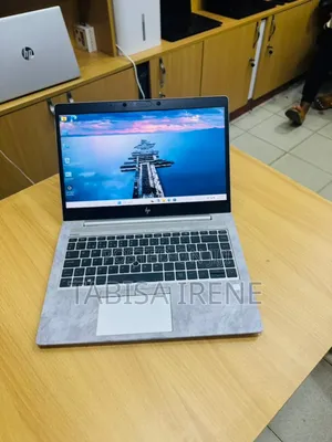 New Laptop HP EliteBook 840 G5 8GB Intel Core i7 SSD 256GB