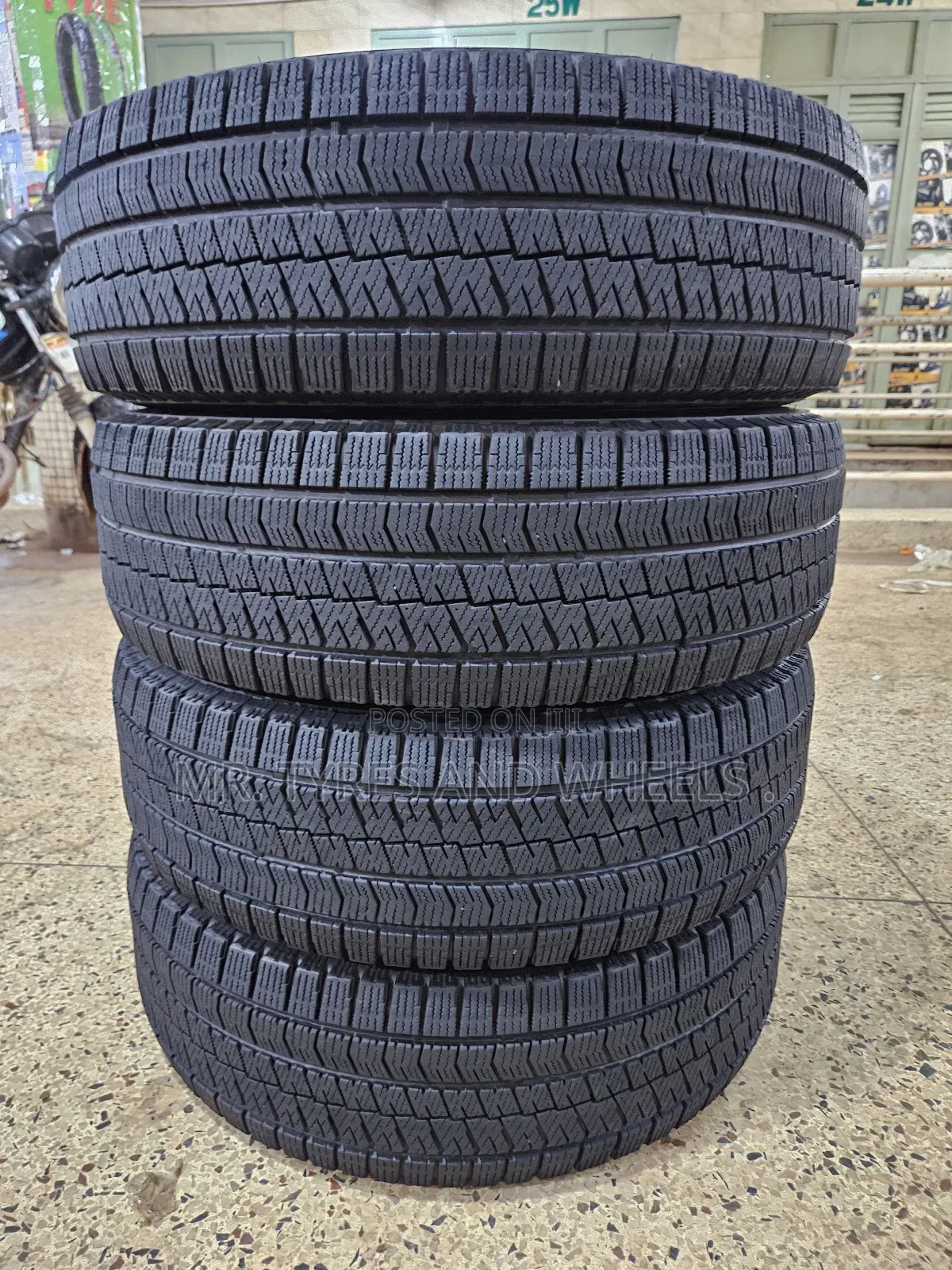 215 70 R15 Bridgestone Blizzak Upgrade Ur Car Tires 4rm Small To Big T