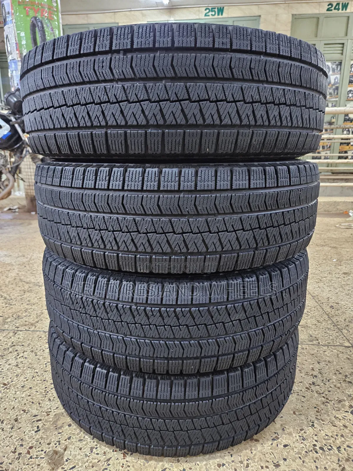 215 70 R15 Bridgestone Blizzak Upgrade Ur Car Tires 4rm Small To Big T