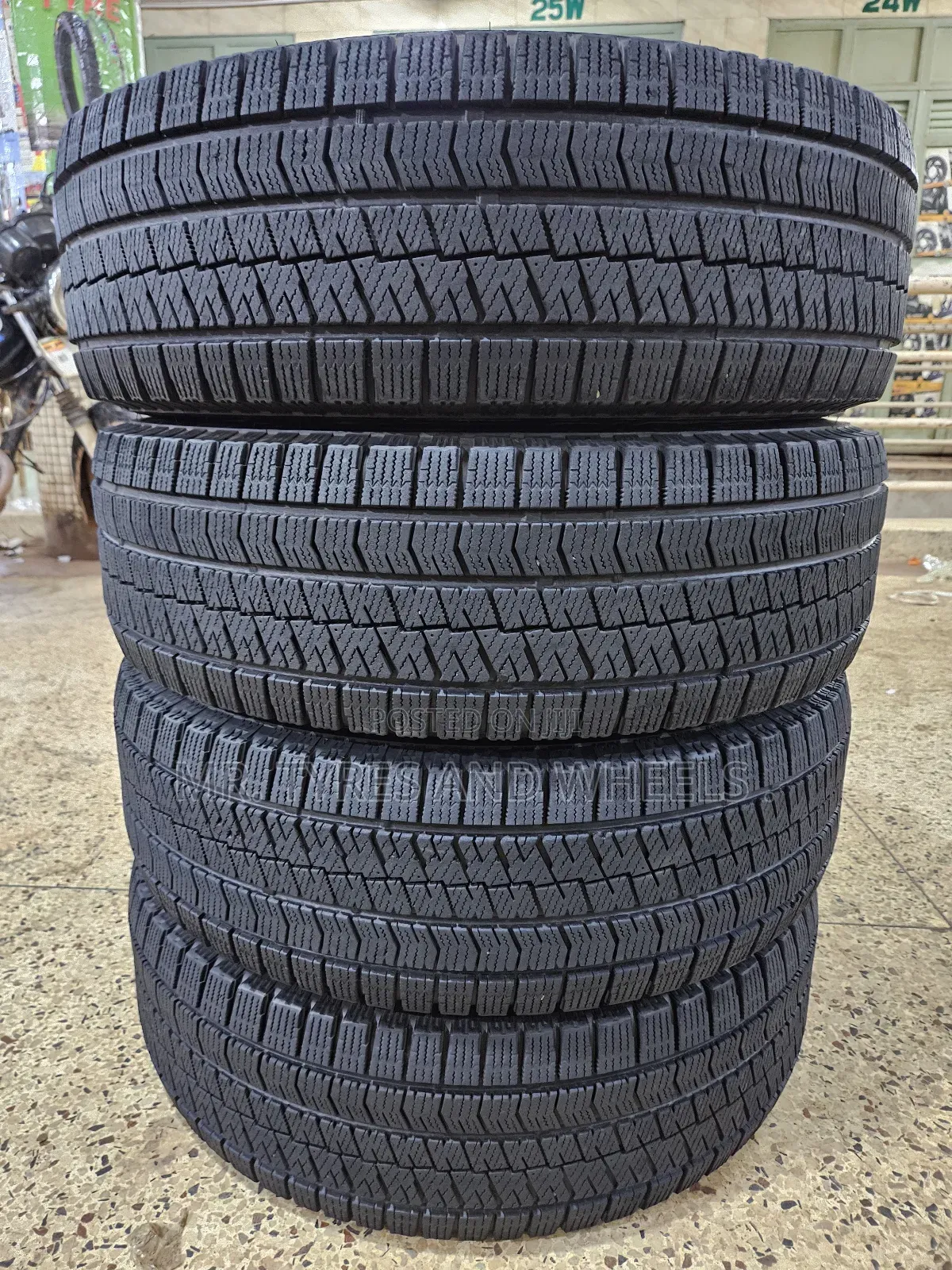 215 70 R15 Bridgestone Blizzak Upgrade Ur Car Tires 4rm Small To Big T