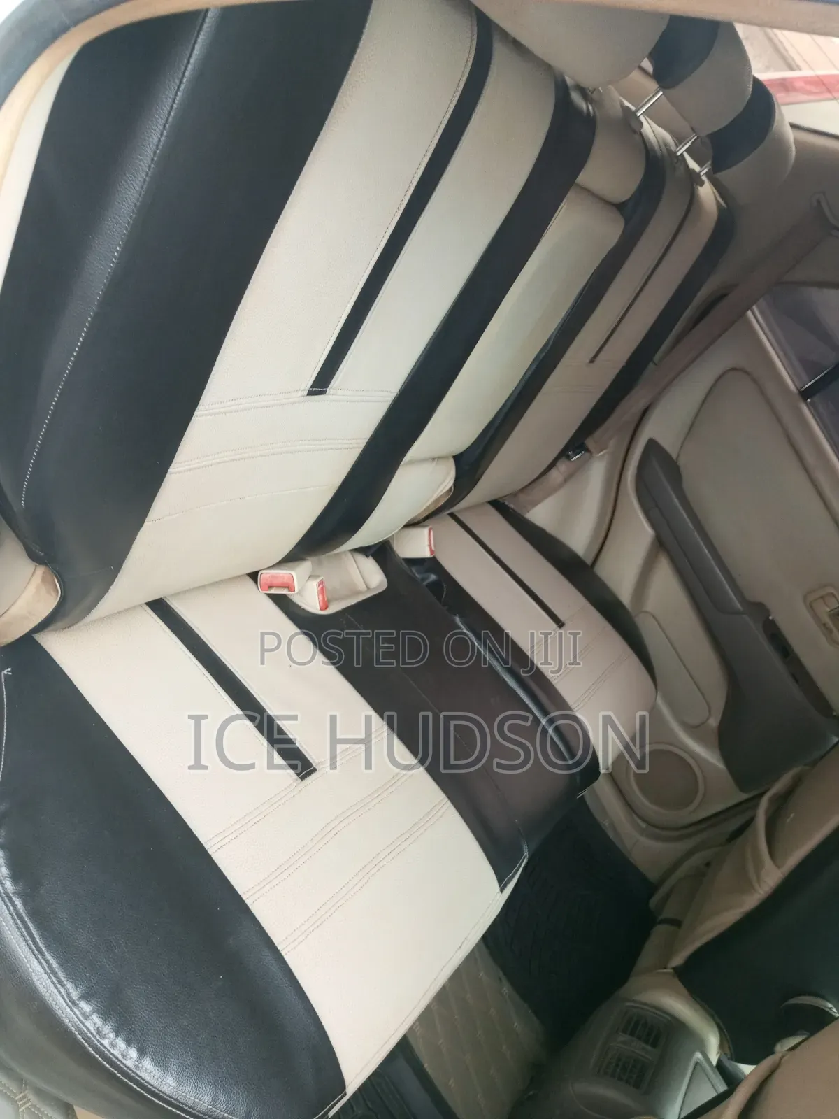 Toyota Harrier 2000 White