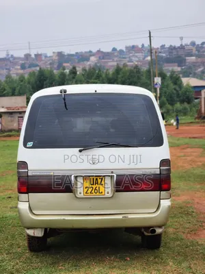 Toyota HiAce 1998 White