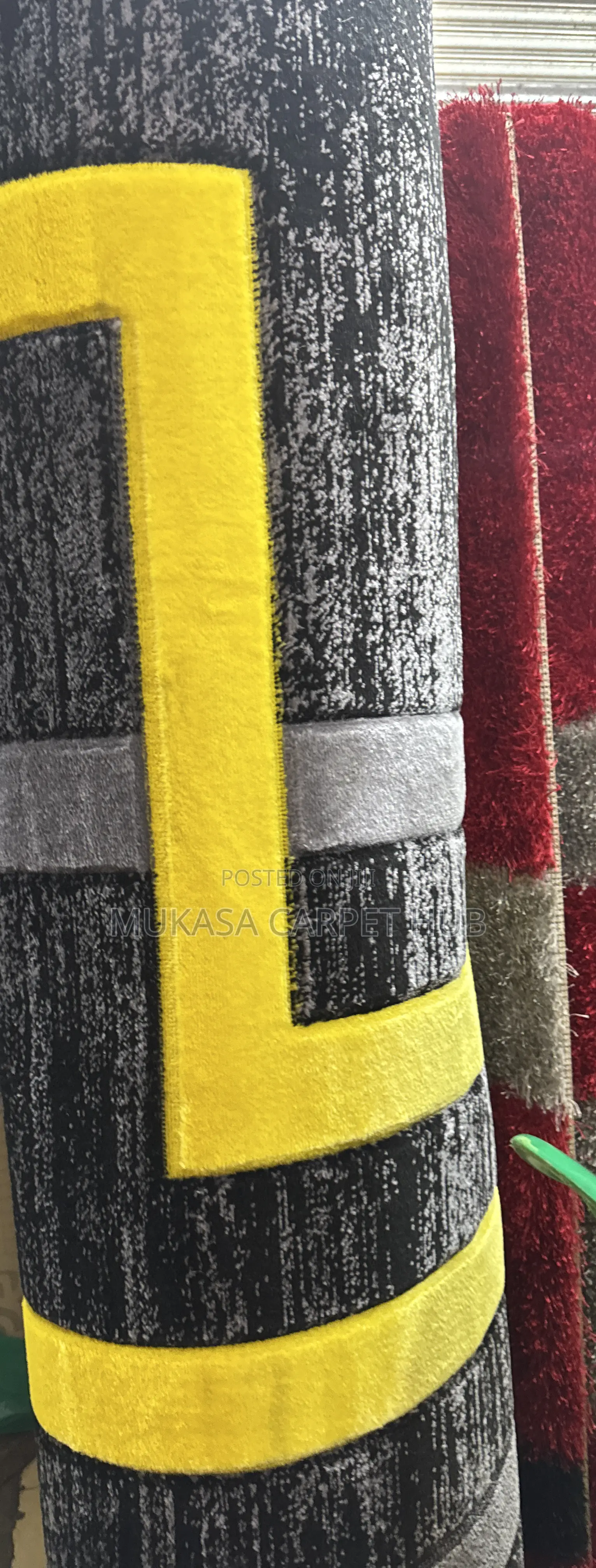 Modern Turkish Centre Carpet – High Quality