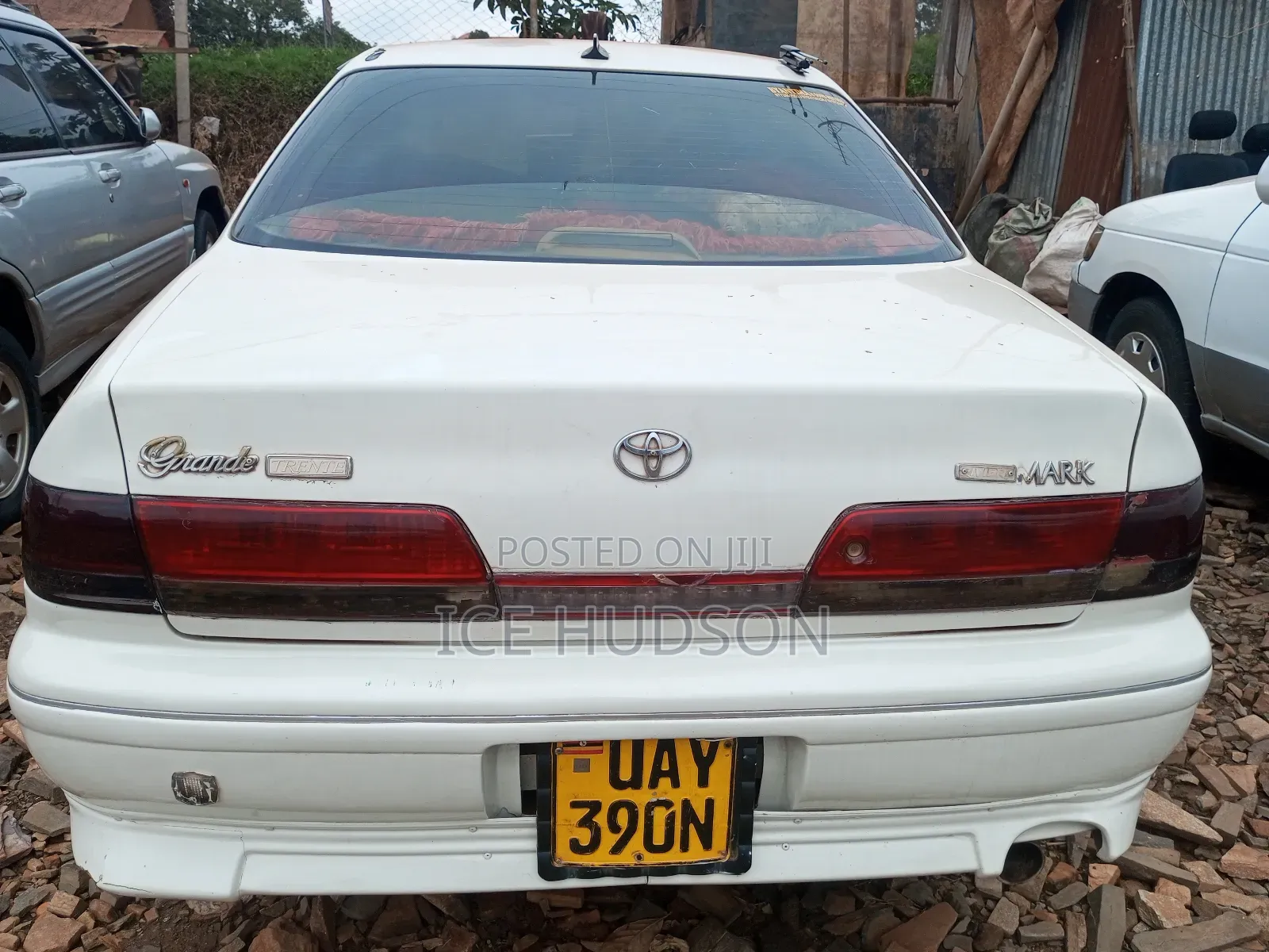 Toyota Mark II 1999 White