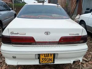 Toyota Mark II 1999 White
