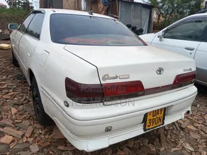 Toyota Mark II 1999 White