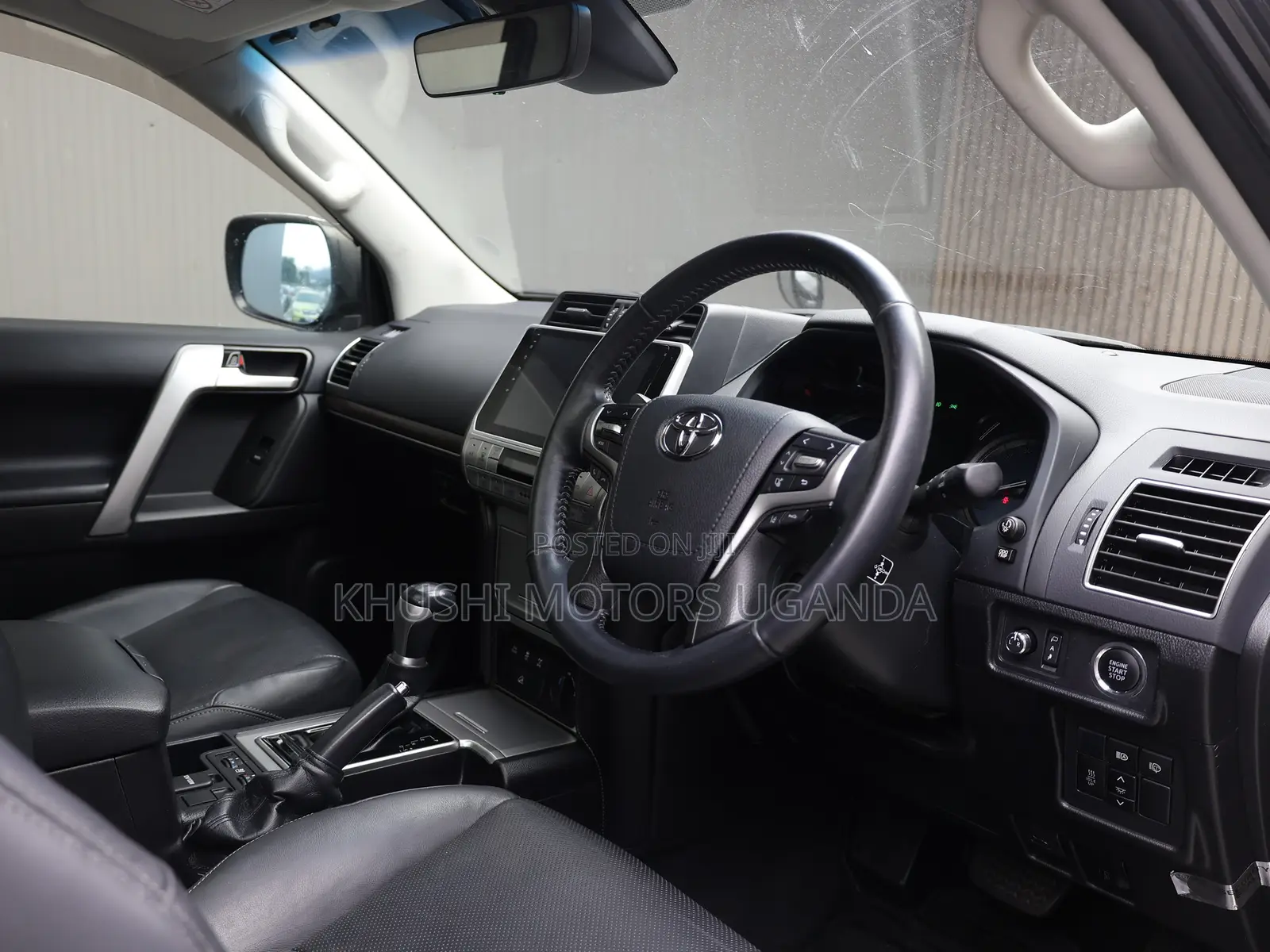 Toyota Land Cruiser Prado 2.8 2017 Black