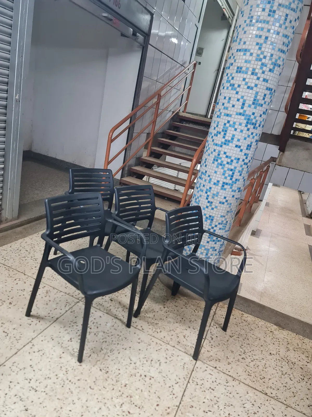 Aeron Plastic Chairs Plastic Chairs for Outdoor Garden and Bars
