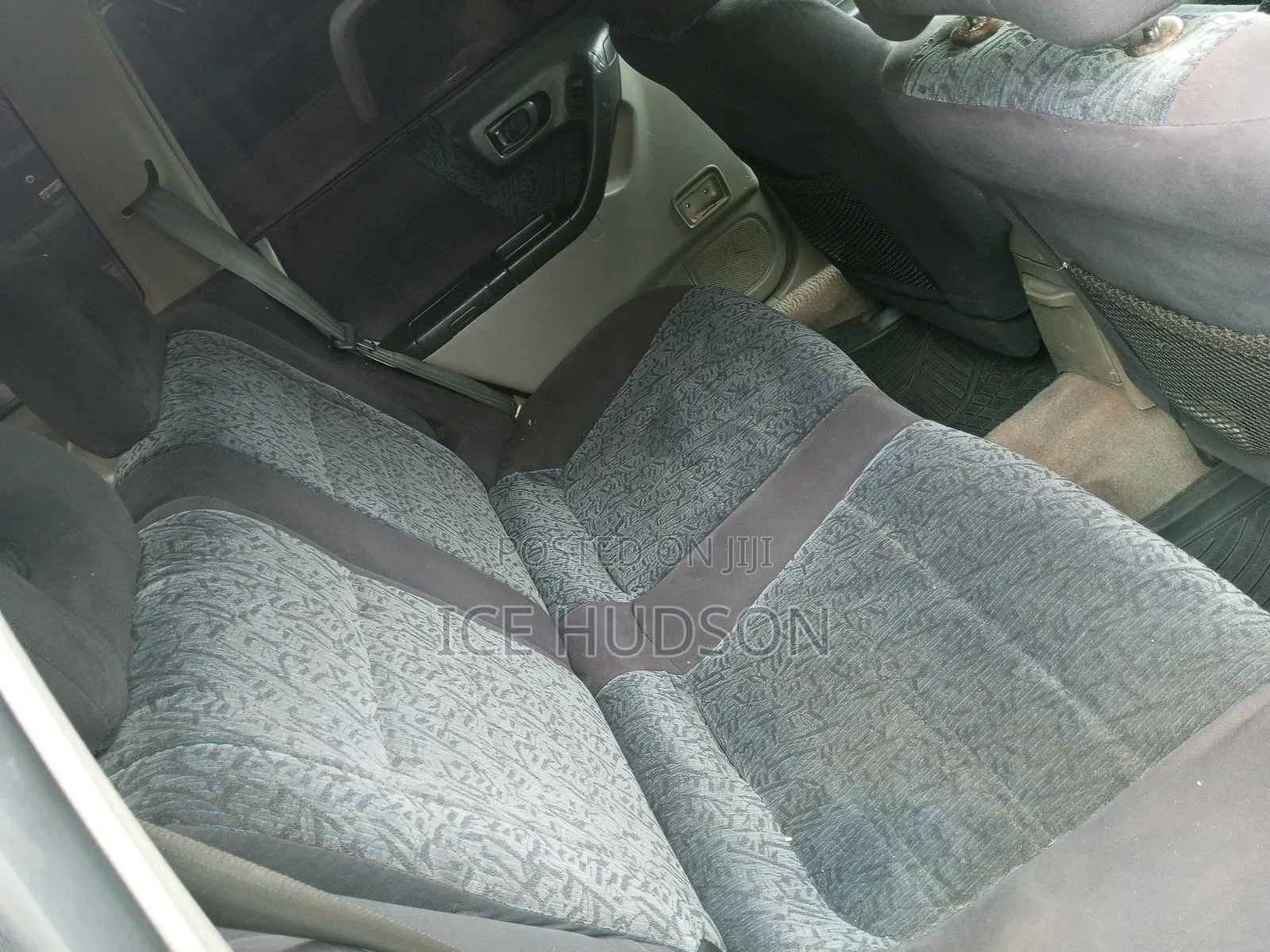 Subaru Forester 2000 Gray