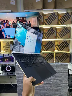 New Laptop Dell XPS 15 9510 16GB Intel Core i7 SSD 1T