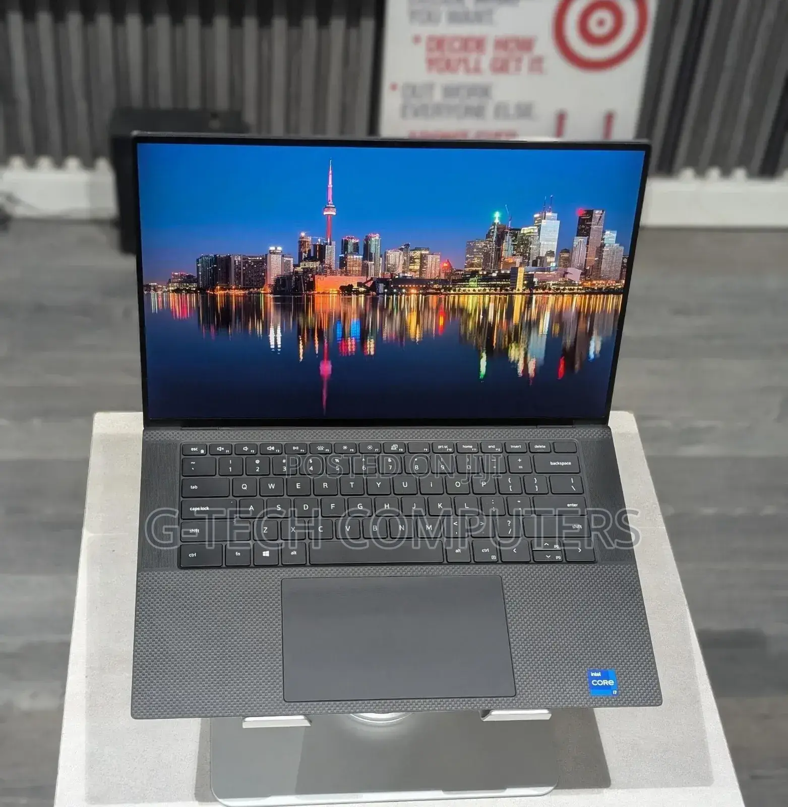 New Laptop Dell XPS 15 9510 16GB Intel Core i7 SSD 1T