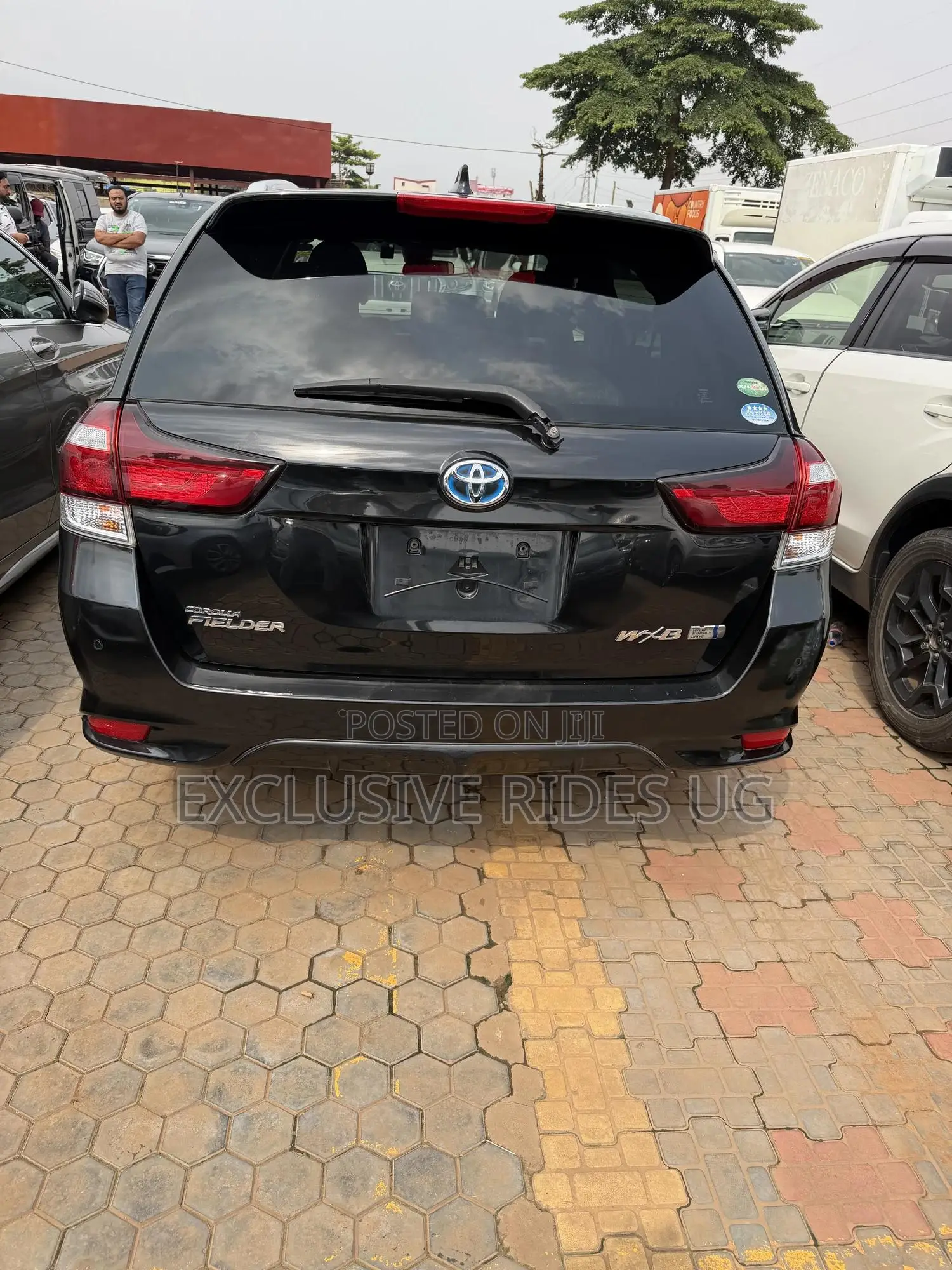 Toyota Corolla Fielder 1.5 Hybrid FWD 2018 Blue