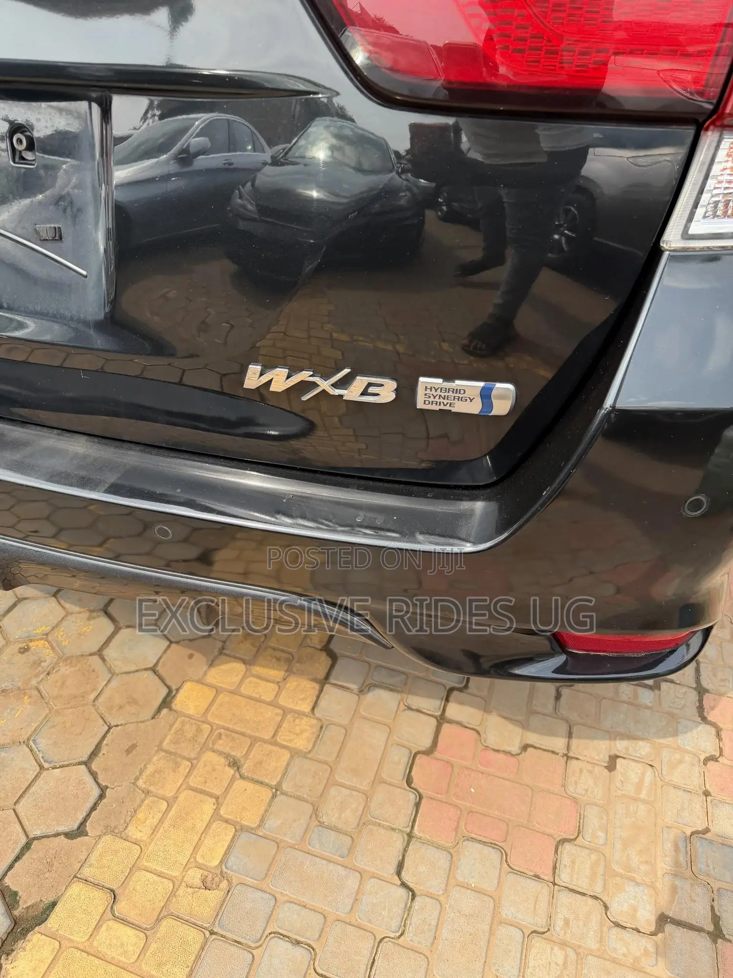 Toyota Corolla Fielder 1.5 Hybrid FWD 2018 Blue