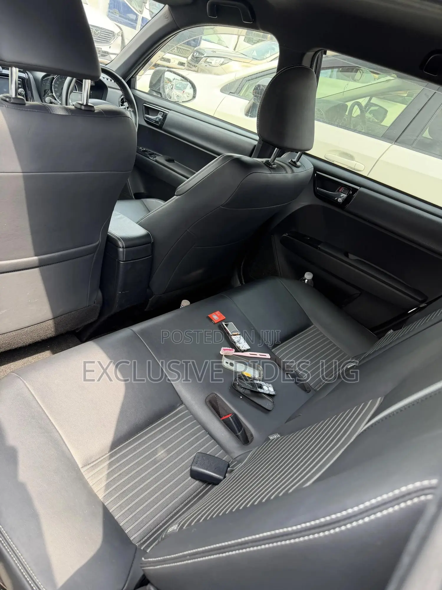 Toyota Corolla Fielder 1.5 Hybrid FWD 2018 Blue