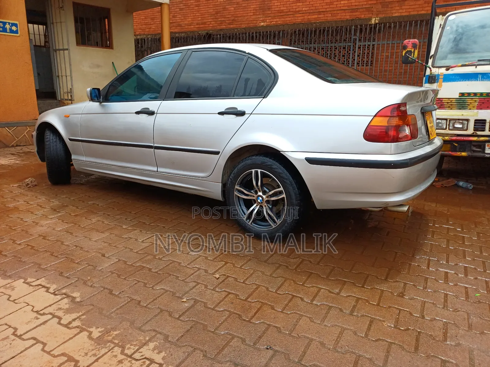 BMW 318i 2006 Silver