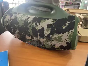 JBL Boombox 4