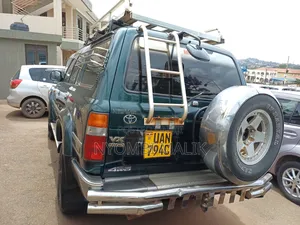 Toyota Land Cruiser Prado 3.0 TD 2000 Green