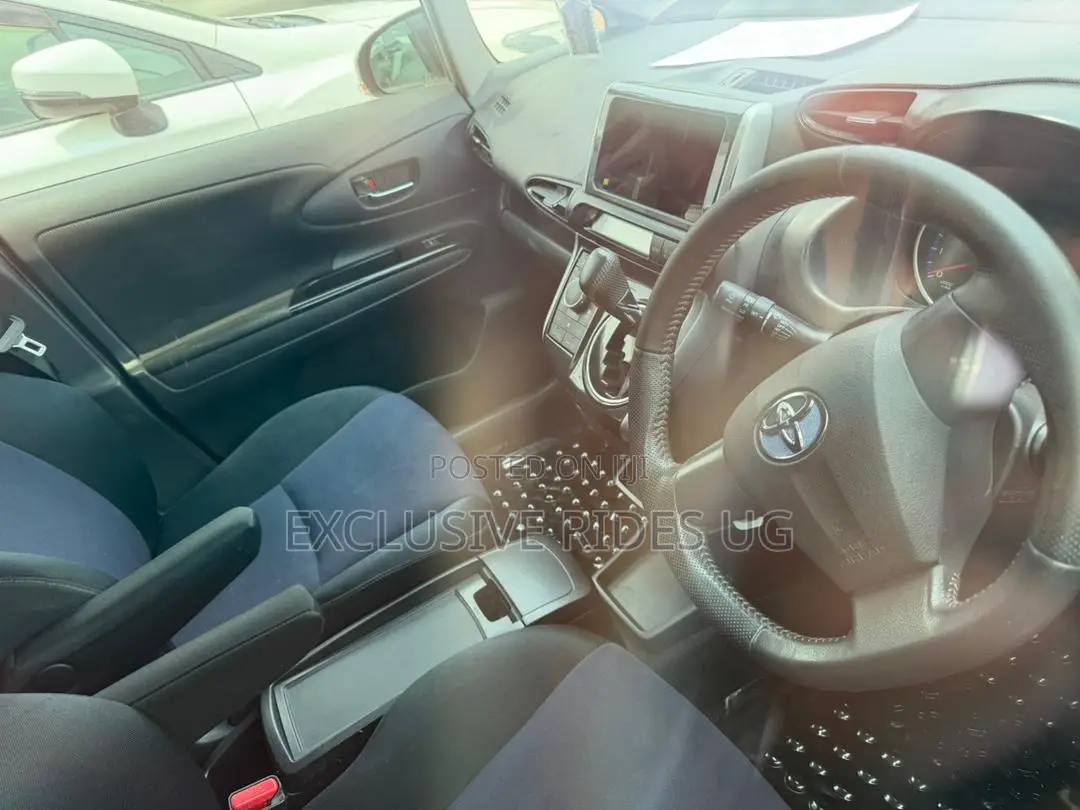 Toyota Wish 2016 White