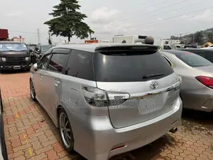 Toyota Wish 2016 White