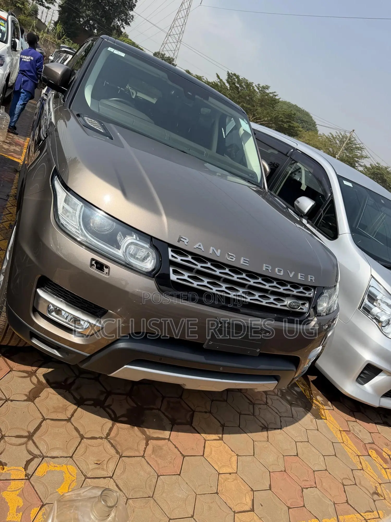 Land Rover Range Rover Sport 2017 Gold